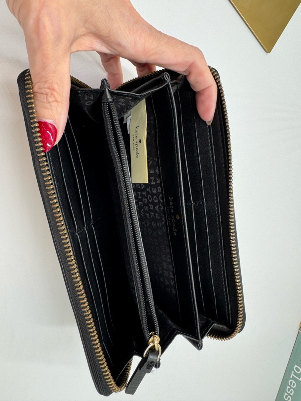 Kate Spade "Meow" Run Wild Cheetah Sequin Zip Around Continental Wallet - Picture 3 of 4